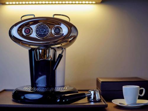 Imagen de la habitación del Hotel Radisson Blu CDG Airport Terminal. Foto 15