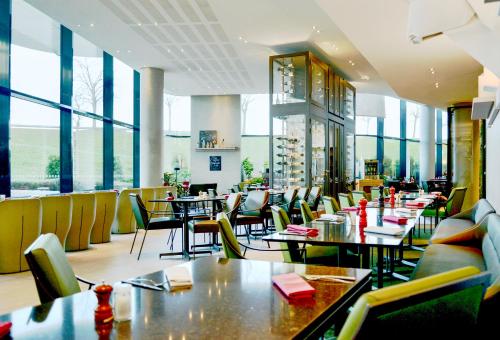 Imagen general del Hotel Radisson Blu CDG Airport Terminal. Foto 6