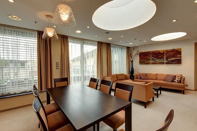 Imagen de los interiores del Hotel Radisson Blu Carlton , Bratislava. Foto 15