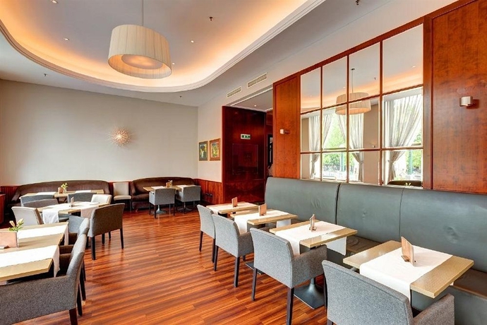 Imagen del bar/restaurante del Hotel Radisson Blu Carlton , Bratislava. Foto 2