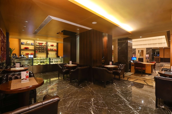 Imagen de los interiores del Hotel Radisson Blu Chennai City Centre. Foto 19