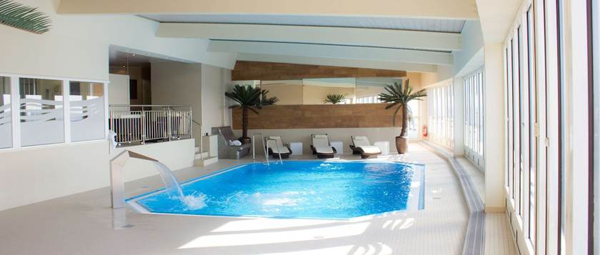 Imagen de la piscina del Hotel Radisson Blu , Cottbus. Foto 17