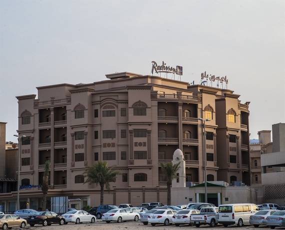 Imagen de los exteriores del Hotel Radisson Blu Dhahran. Foto 14