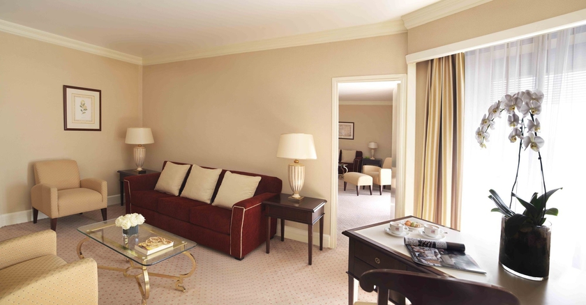 Imagen de la habitación del Hotel Radisson Blu , Dubai Deira Creek. Foto 5