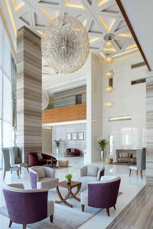 Imagen de los interiores del Hotel Radisson Blu Dubai Waterfront. Foto 18