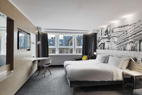 Imagen de la habitación del Hotel Radisson Blu , Edinburgh City Centre. Foto 12