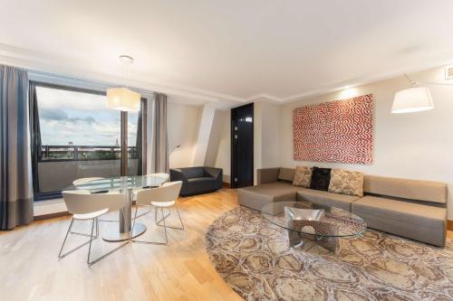 Imagen de la habitación del Hotel Radisson Blu Elizabete. Foto 15