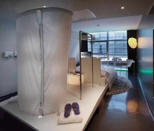 Imagen de la habitación del Hotel Radisson Blu Es. Foto 4