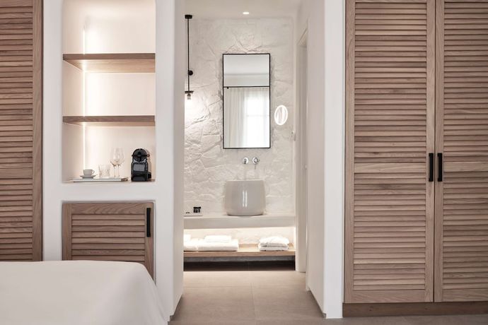 Imagen de la habitación del Hotel Radisson Blu Euphoria Resort, Mykonos. Foto 16