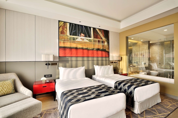 Imagen de la habitación del Hotel Radisson Blu Faridabad. Foto 2