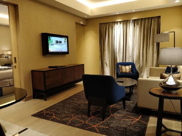 Imagen de la habitación del Hotel Radisson Blu Faridabad. Foto 7