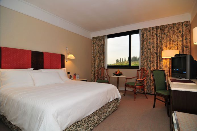 Imagen de la habitación del Hotel Radisson Blu, Florence. Foto 7