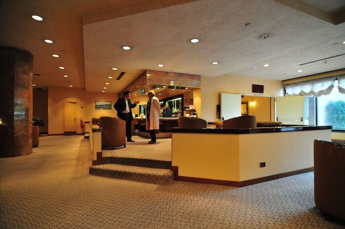 Imagen del bar/restaurante del Hotel Radisson Blu, Florence. Foto 4