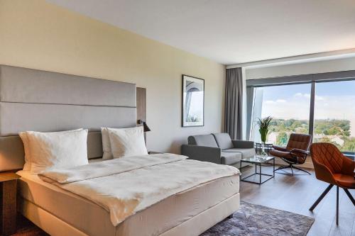 Imagen de la habitación del Hotel Radisson Blu Frankfurt. Foto 10