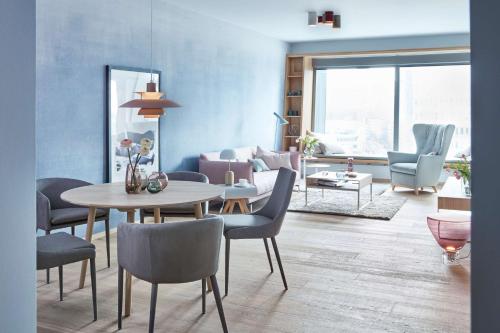 Imagen de la habitación del Hotel Radisson Blu Frankfurt. Foto 11