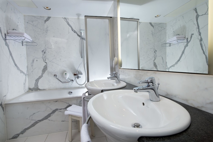 Imagen de la habitación del Hotel Radisson Blu F&uuml;rst Leopold Dessau. Foto 15