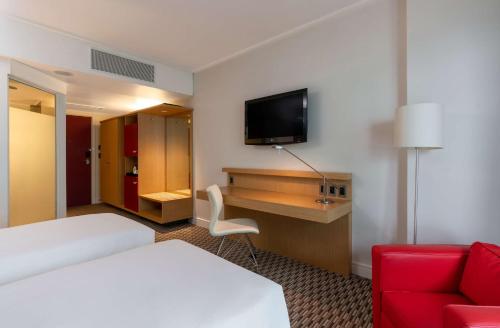 Imagen de la habitación del Hotel Radisson Blu Gautrain. Foto 20