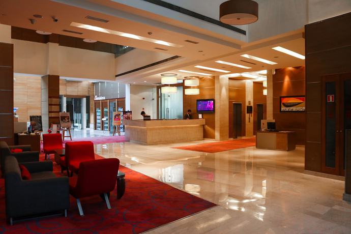 Imagen de los interiores del Hotel Radisson Blu Greater Noida. Foto 17