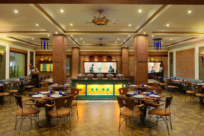 Imagen del bar/restaurante del Hotel Radisson Blu Grt Chennai. Foto 3