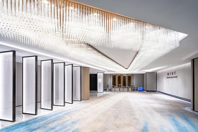 Imagen de los interiores del Hotel Radisson Blu Hangzhou Xintiandi. Foto 9