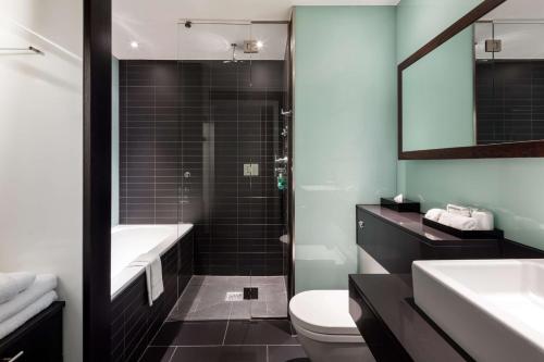 Imagen de la habitación del Hotel Radisson Blu Hotel, London Canary Wharf East. Foto 14