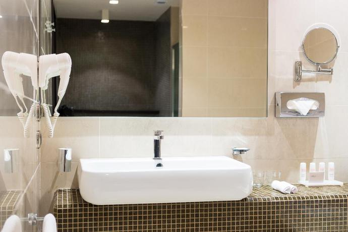 Imagen de la habitación del Hotel Radisson Blu Hotel N'djamena. Foto 5