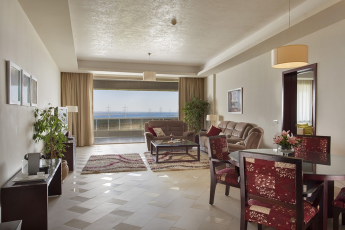 Imagen de la habitación del Hotel Radisson Blu Hotel & Convention Center, Alexandria. Foto 9