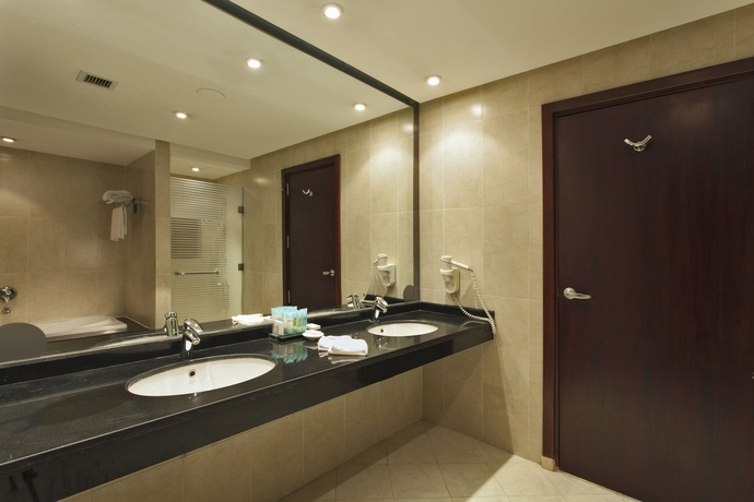 Imagen de la habitación del Hotel Radisson Blu Hotel & Convention Center, Alexandria. Foto 10