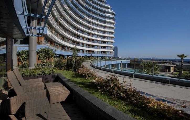 Imagen de los exteriores del Hotel Radisson Blu Istanbul Ottomare. Foto 7