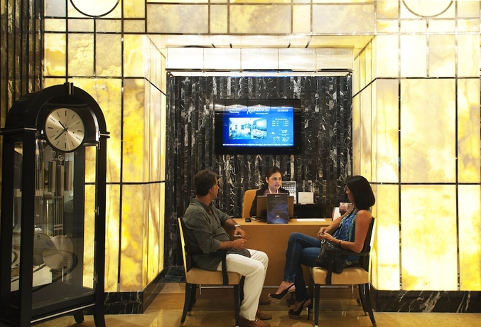 Imagen de los interiores del Hotel Radisson Blu Istanbul Pera. Foto 19