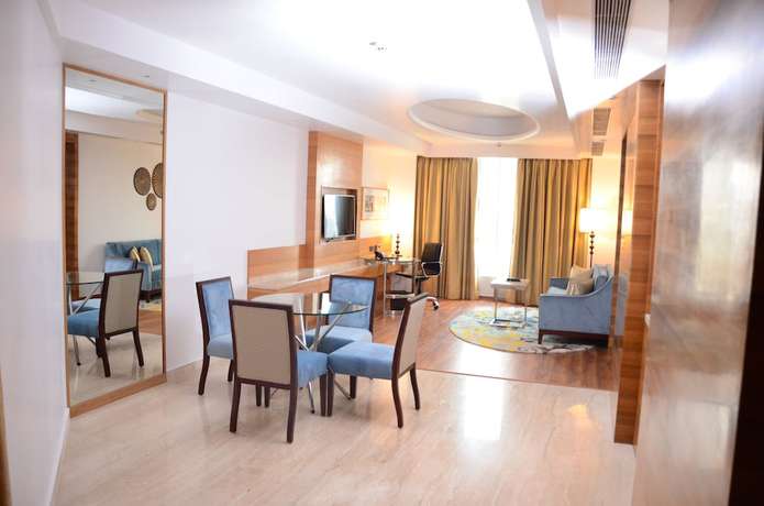 Imagen de la habitación del Hotel Radisson Blu Jammu. Foto 6