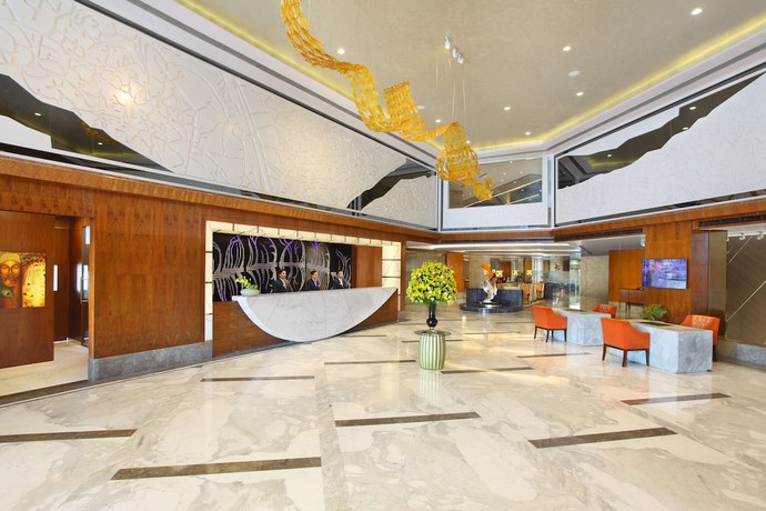 Imagen de los interiores del Hotel Radisson Blu Jammu. Foto 14