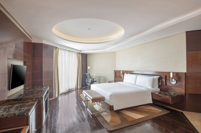 Imagen de la habitación del Hotel Radisson Blu Kaushambi Delhi Ncr. Foto 3