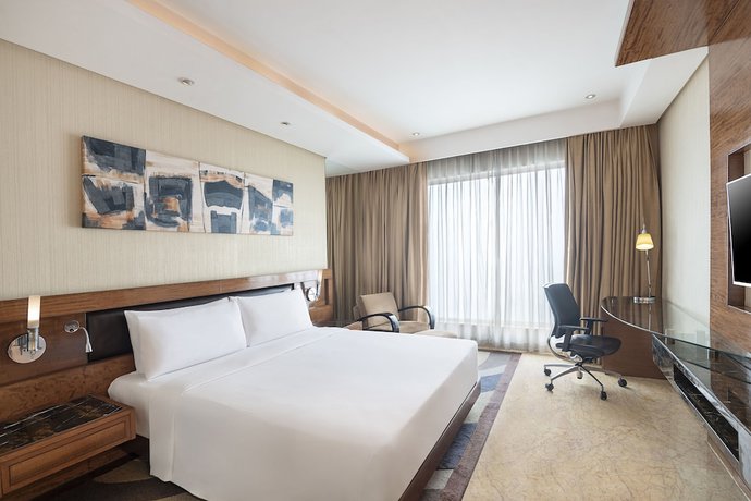 Imagen de la habitación del Hotel Radisson Blu Kaushambi Delhi Ncr. Foto 7