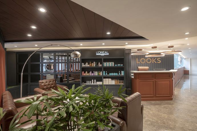 Imagen de los interiores del Hotel Radisson Blu Kaushambi Delhi Ncr. Foto 15