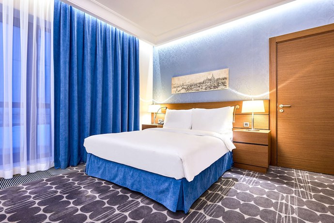 Imagen de la habitación del Hotel Radisson Blu , Kyiv Podil City Centre. Foto 3