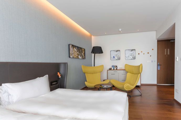 Imagen de la habitación del Hotel Radisson Blu , Larnaca. Foto 4