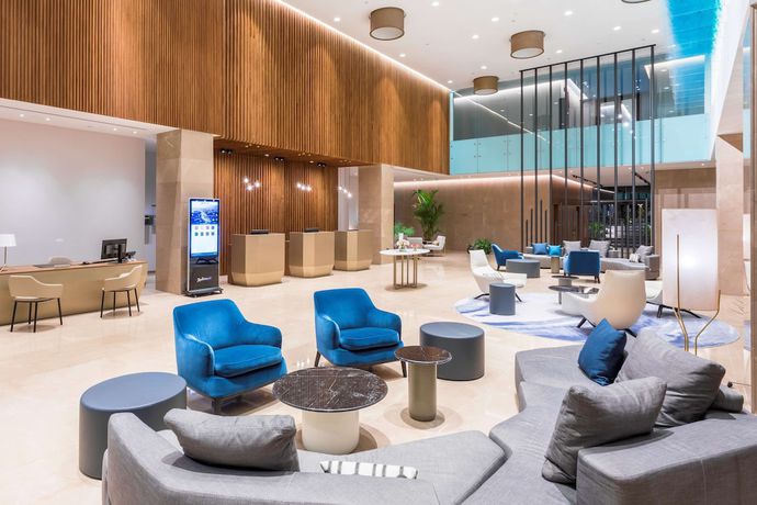 Imagen de los interiores del Hotel Radisson Blu , Larnaca. Foto 20