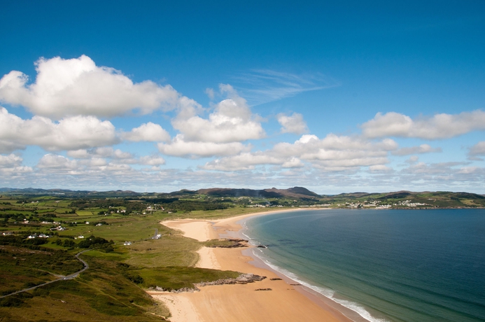 Imagen de los exteriores del Hotel Radisson Blu , Letterkenny. Foto 12