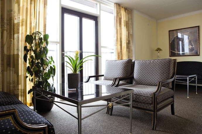 Imagen de los interiores del Hotel Radisson Blu Limfjord Aalborg. Foto 7