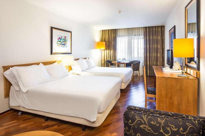 Imagen de la habitación del Hotel Radisson Blu Lisboa. Foto 11