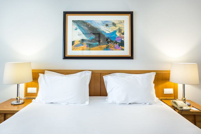 Imagen de la habitación del Hotel Radisson Blu Lisboa. Foto 13