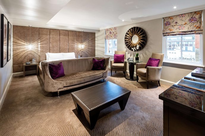 Imagen de la habitación del Hotel Radisson Blu , London Bloomsbury. Foto 11