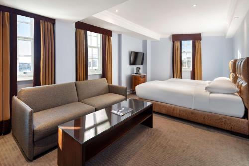 Imagen de la habitación del Hotel Radisson Blu , London Bond Street. Foto 18