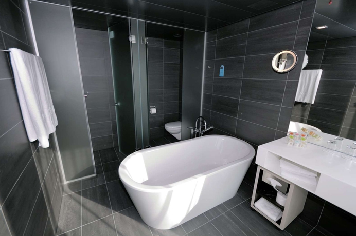 Imagen de la habitación del Hotel Radisson Blu , Lucerne. Foto 11