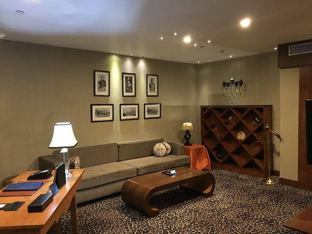 Imagen de la habitación del Hotel Radisson Blu Ludhiana. Foto 7