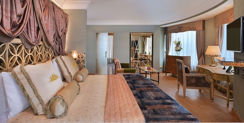 Imagen de la habitación del Hotel Radisson Blu MBD Noida. Foto 16