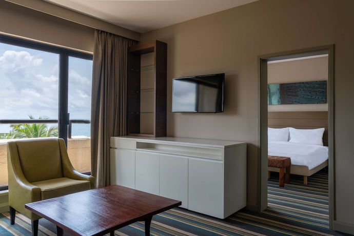 Imagen de la habitación del Hotel Radisson Blu Mammy Yoko , Freetown. Foto 17
