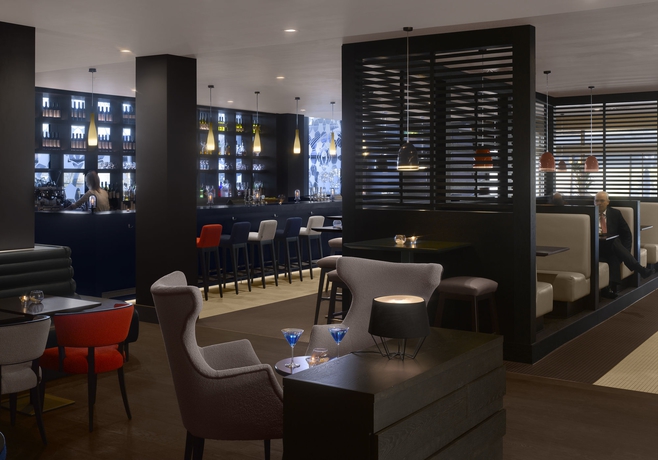 Imagen del bar/restaurante del Hotel Radisson Blu Manchester, Airport. Foto 3