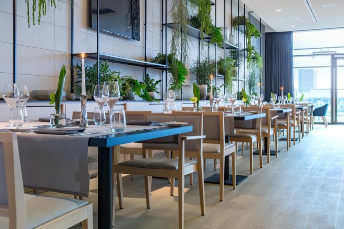 Imagen del bar/restaurante del Hotel Radisson Blu , Mannheim. Foto 4